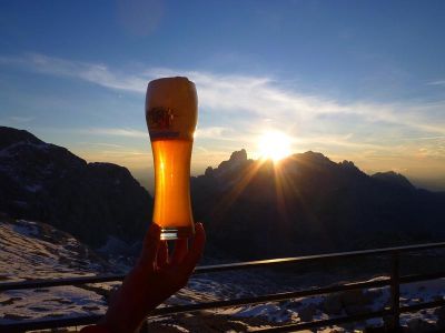 018-Ein vergoldeter Sonnenuntergang hinter dem Gosaukamm